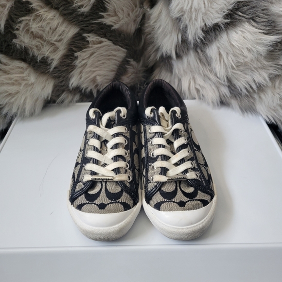 Coach Signature Sneakers - Picture 5 of 7